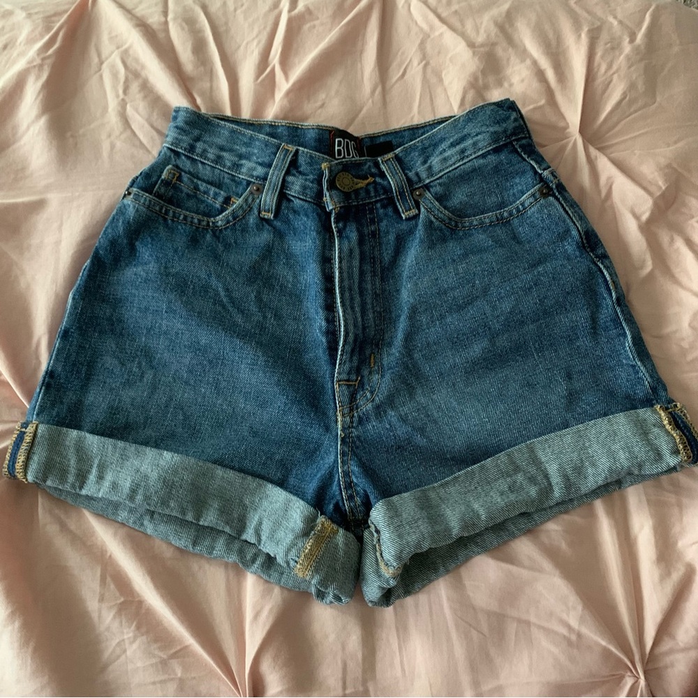 UO BDG Cuffed shorts